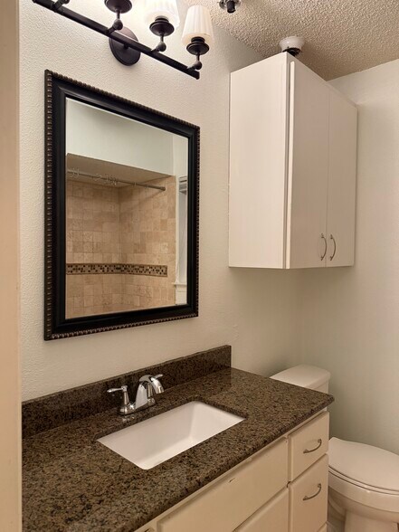 upstairs restroom - 1333 Carriage Dr