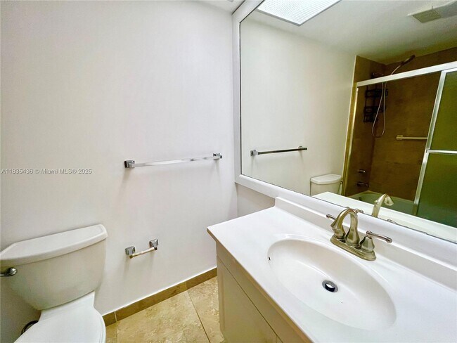 Building Photo - 230 174th St