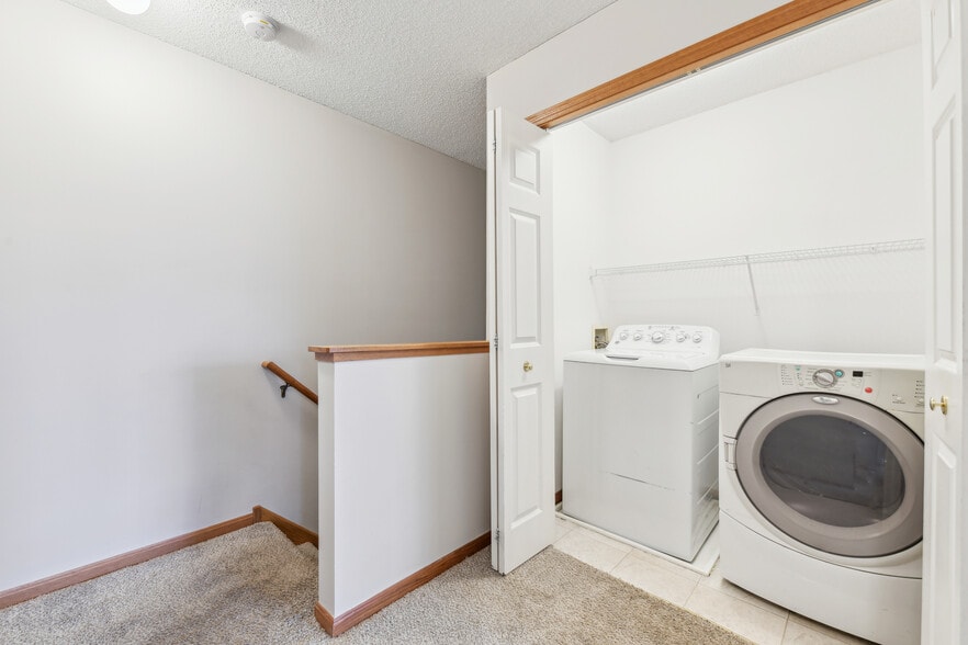 Building Photo - 8914 92nd St S