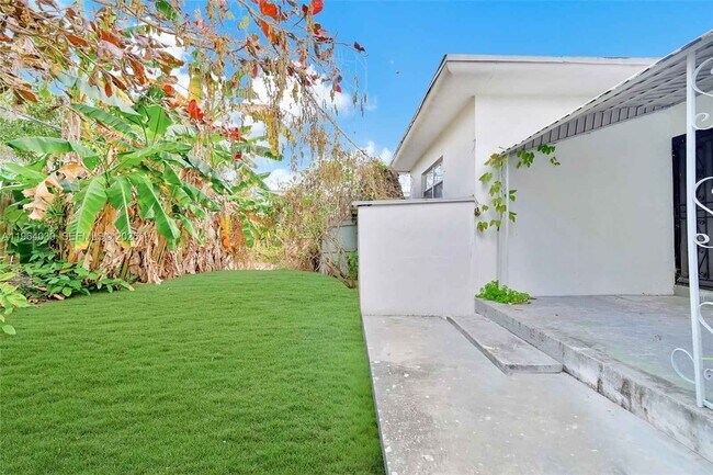 Building Photo - 1391 NW 102nd St