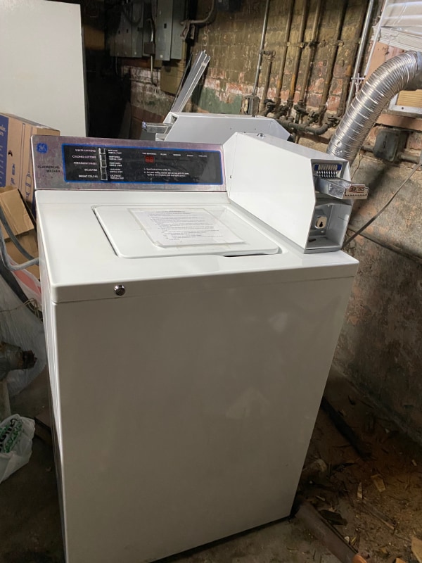 Building Photo - 3755 S Winchester Ave