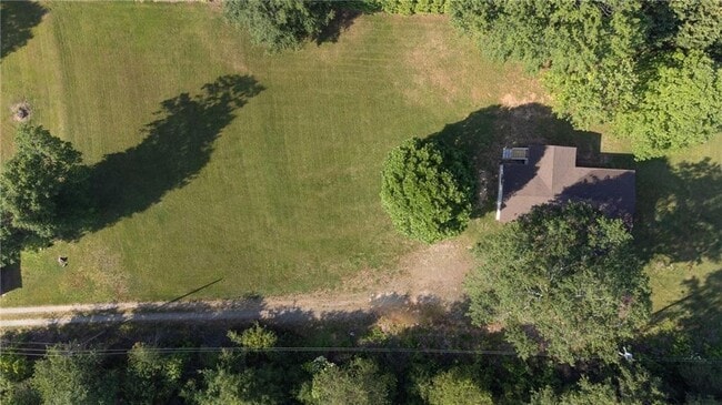 Building Photo - 2815 Dahlonega Hwy