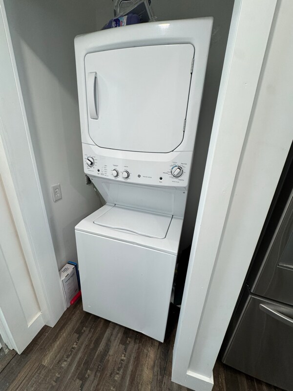 Building Photo - 8101 Freeze Rd