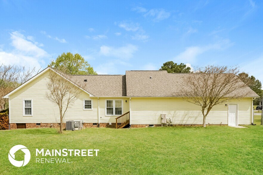 Building Photo - 200 Alfalfa Ct