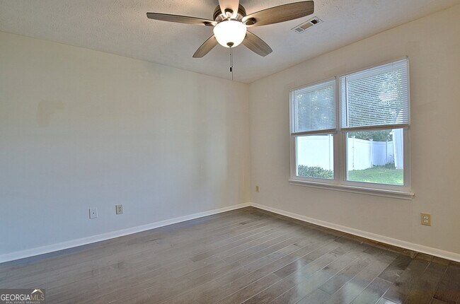 Building Photo - 315 Wood Ridge