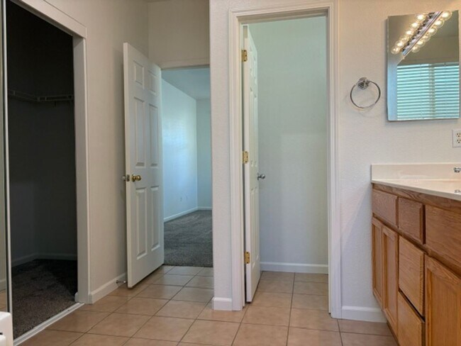 Building Photo - 3 bed 2 Bath 12 Bridges Home Lincoln, CA