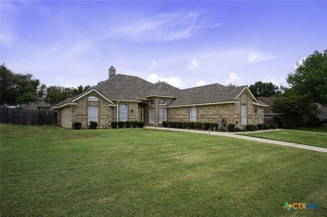 Building Photo - 5834 Greenforest Cir