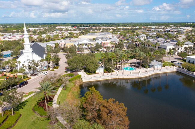 Building Photo - 12170 SW Bennington Cir