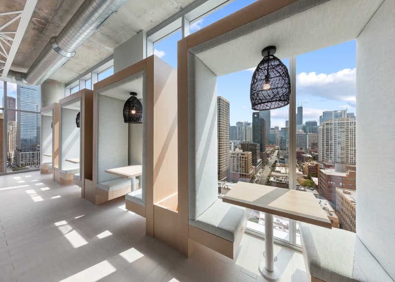 Building Photo - 808 N Wells St
