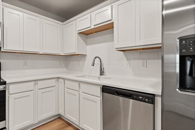 Building Photo - 3107 Wasilla Dr