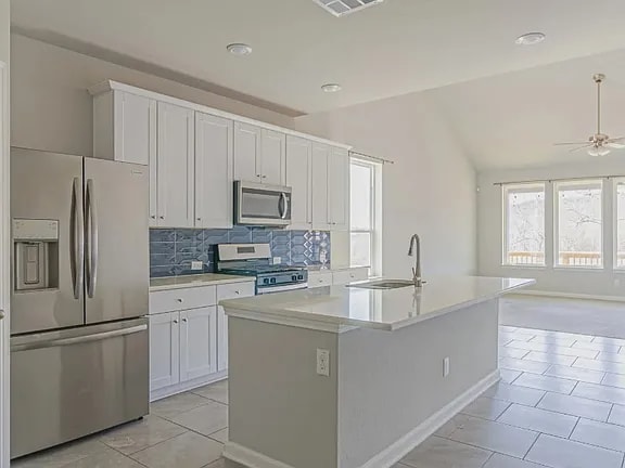 Building Photo - 2511 Seabream Dr