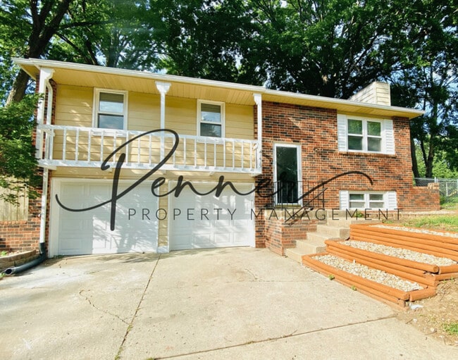 Primary Photo - 1415 Cloverdale Ct