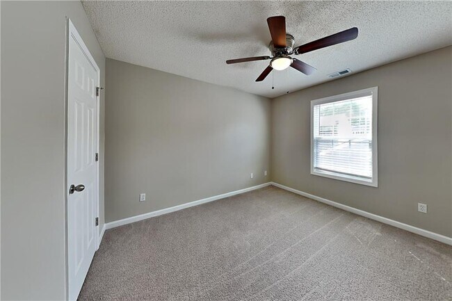 Building Photo - 100 Rosemont Ct