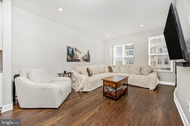 Building Photo - 5018 Judicial Wy