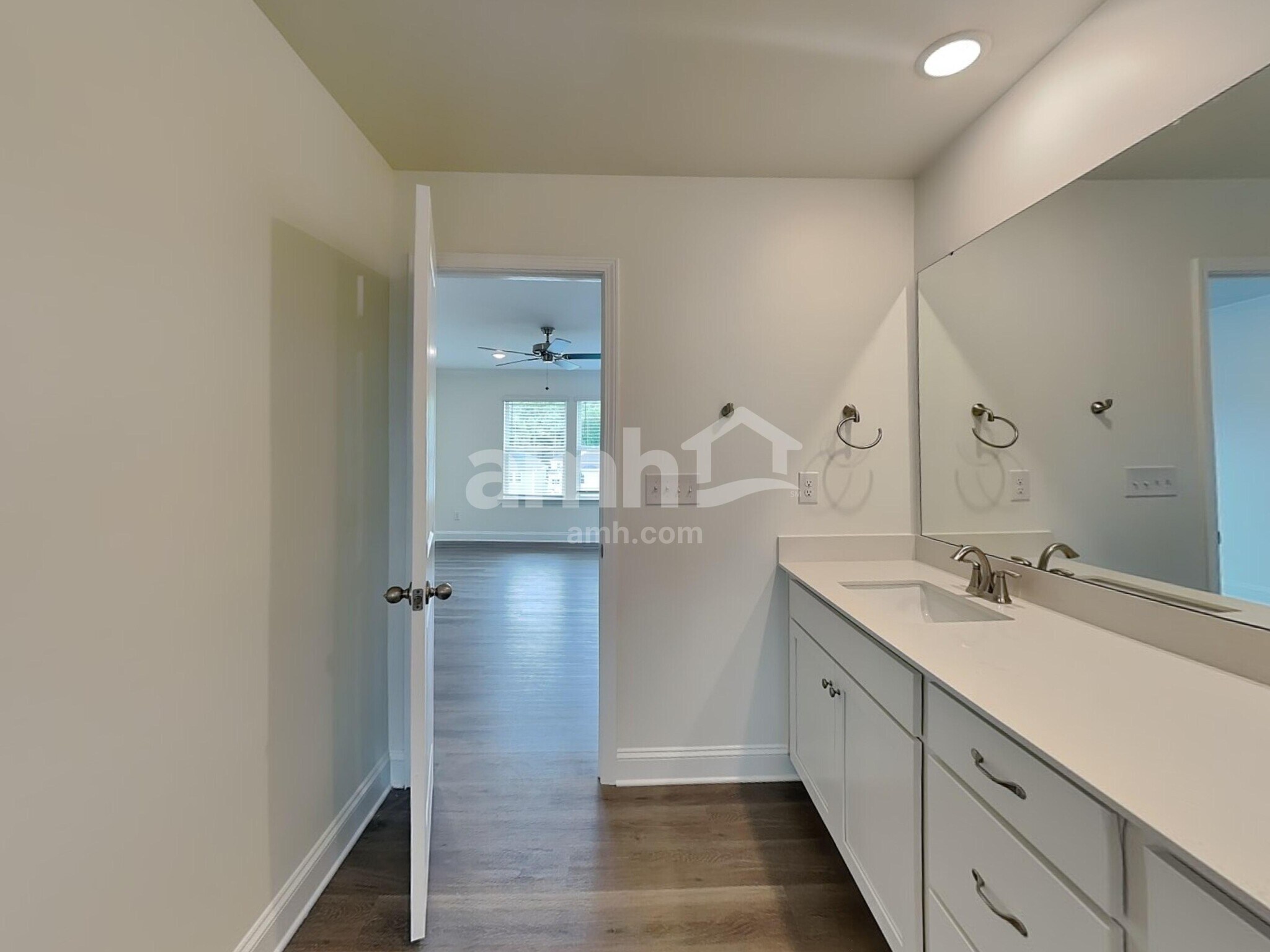 Building Photo - 3507 Lincoln Hts Ln