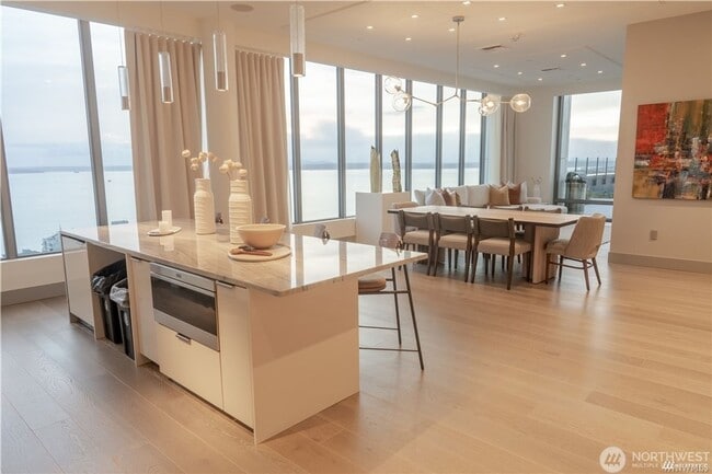 Building Photo - 1Bd/1Ba Seattle Condo