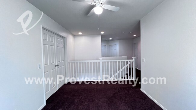 Building Photo - 4 Bed, 2.5 Bath Victorville Home!