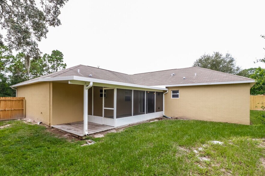 Building Photo - 14017 Tudor St