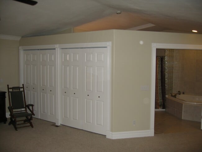 Building Photo - 1005 E 750 S