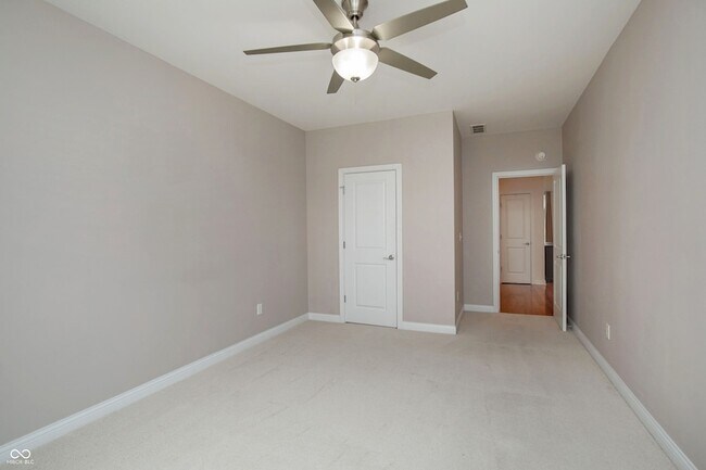 Building Photo - 517 N Park Ave