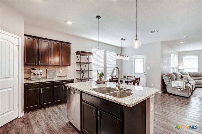 Building Photo - 4305 Abergavenny Dr