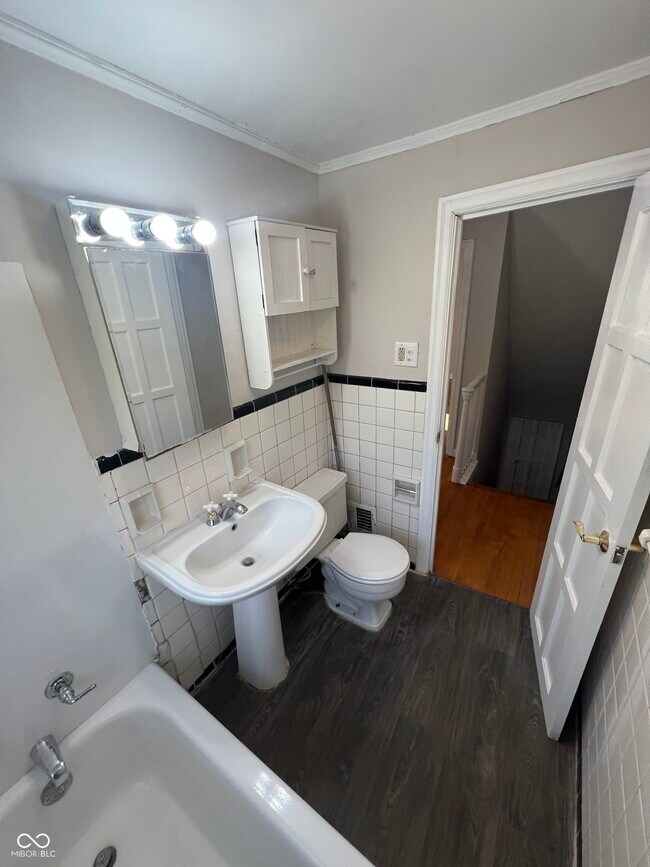 Building Photo - 6967 N College Ave