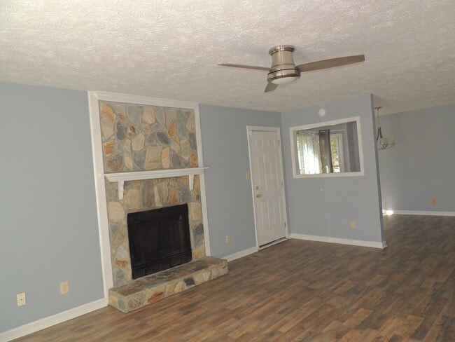 Building Photo - 628 Prestige Blvd