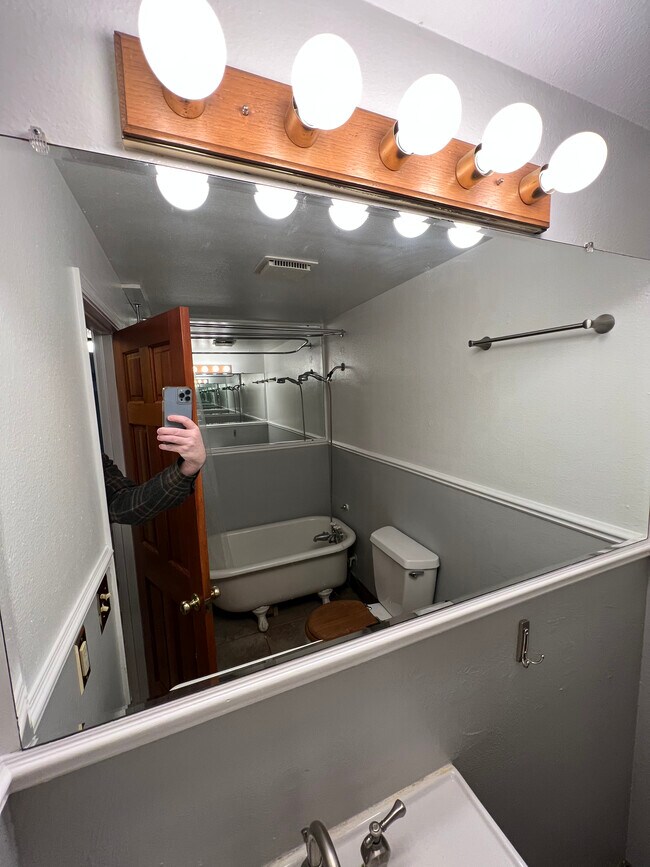 Bathroom 1 - 9635 NW Skyline Blvd