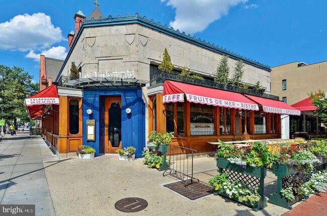 Building Photo - 1317 11th St NW