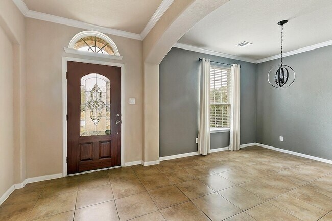 Building Photo - 26315 Cedar Pine Dr