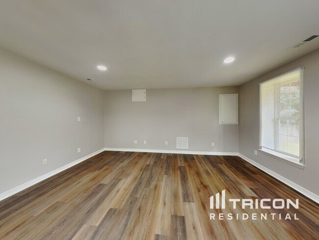 Building Photo - 4815 Elmhurst Ridge Ct