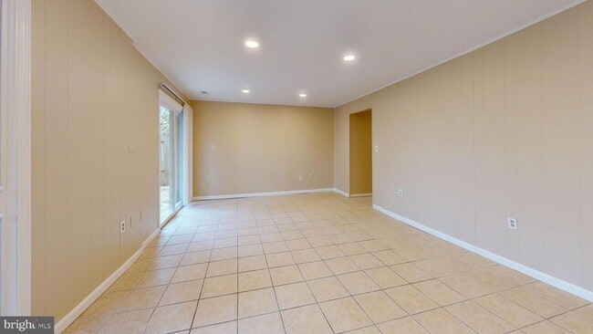 Building Photo - 2535 Vineyard Ln