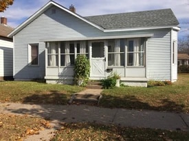 Building Photo - 1619 10th St S