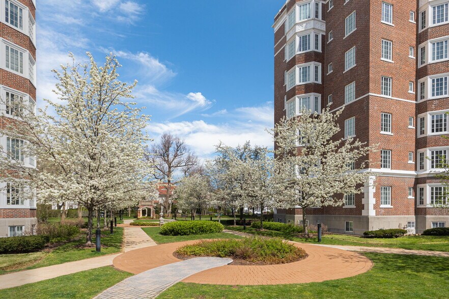 Building Photo - 20 Chapel St