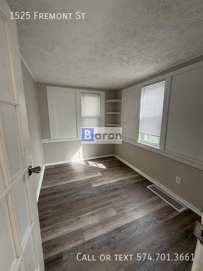 Building Photo - 1525 Fremont St