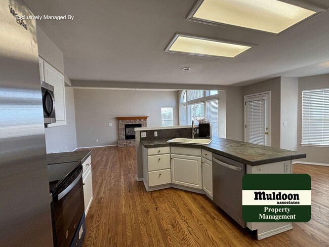 Building Photo - Coming soon!! Nice 6 Bedroom Home in Briargate!