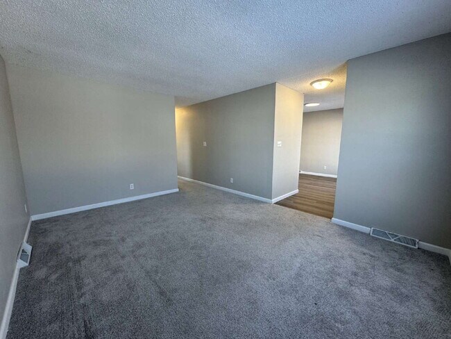 Building Photo - Home Sweet Home — 3 Bedroom with 2-Car Garage