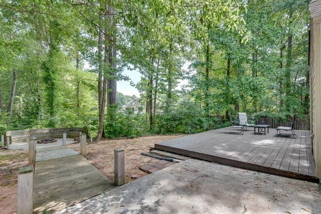 Building Photo - 6515 Fairgreen Dr
