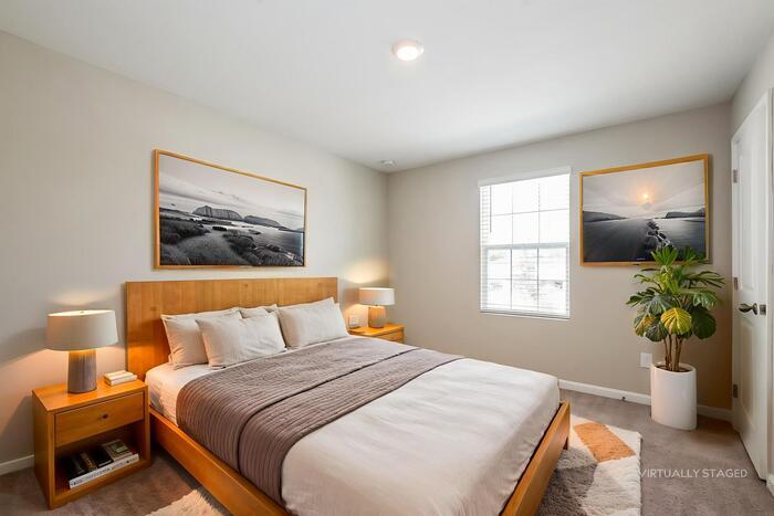 Building Photo - 2640 Island Walk Dr
