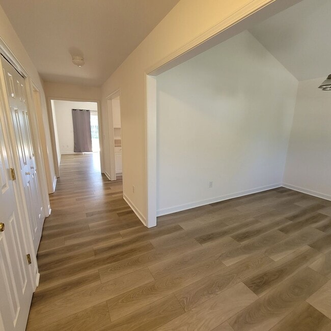 Building Photo - Wonderful 3 bedroom 2 bathroom home in Chesterbrook