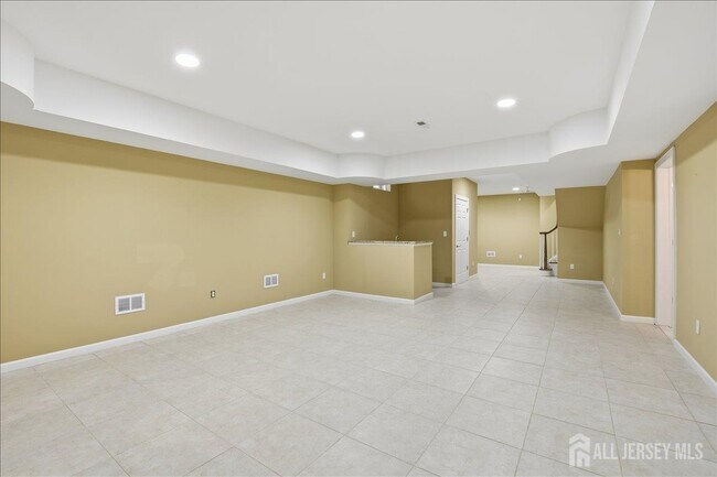 Building Photo - 86 Davinci Dr