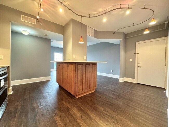 Building Photo - 199 14th St NE