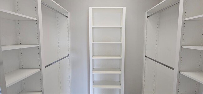 Building Photo - 1801 Burgos Dr