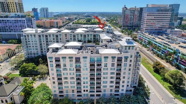 Building Photo - 480 Hibiscus St
