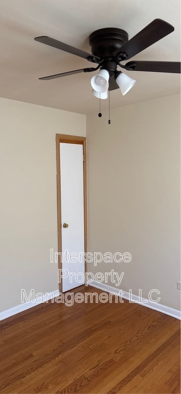 Building Photo - 10124 S Pulaski Rd