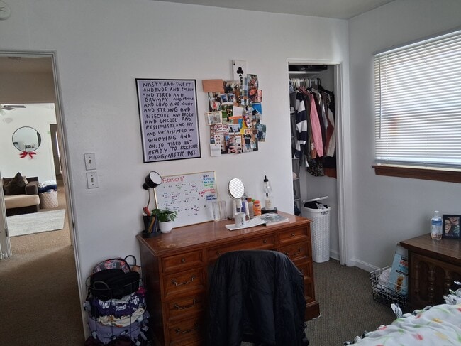 Building Photo - Joyanne Court