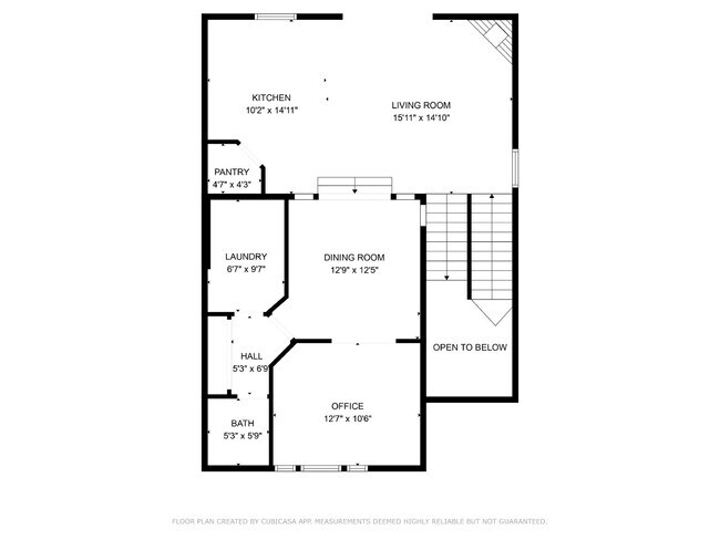 Building Photo - 3 Bedroom End Unit Townhome Available Sept...