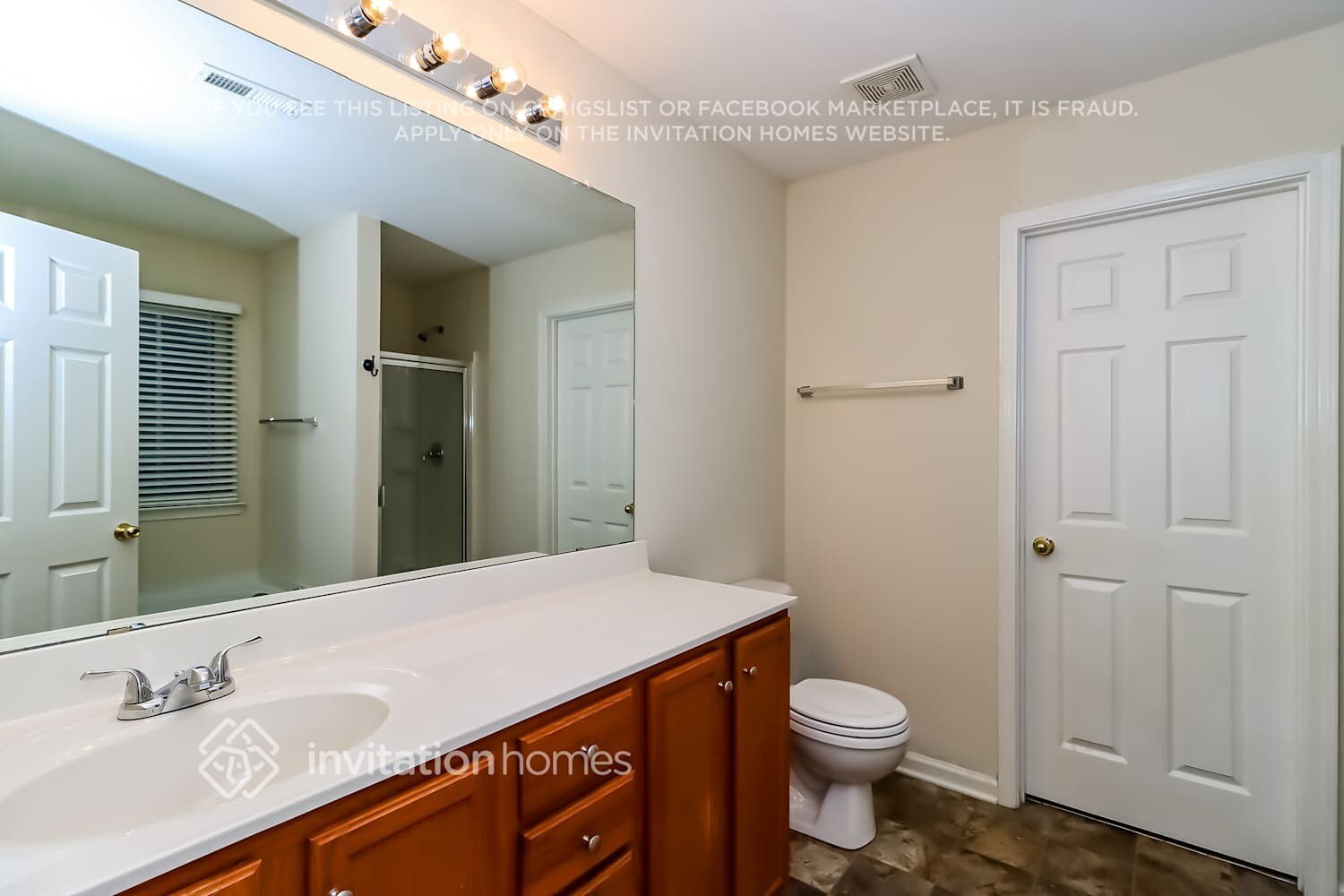 Building Photo - 721 Carly Court