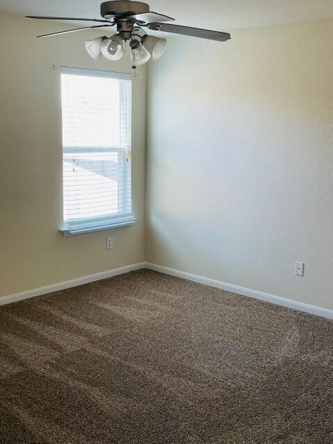 Building Photo - 9506 Carsonmont Ln