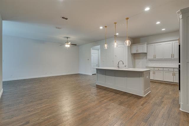 Building Photo - 2421 Belvedere Ln